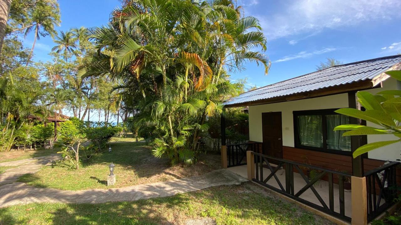 Satva Samui Yoga And Wellness Resort Amphoe Koksamui Buitenkant foto